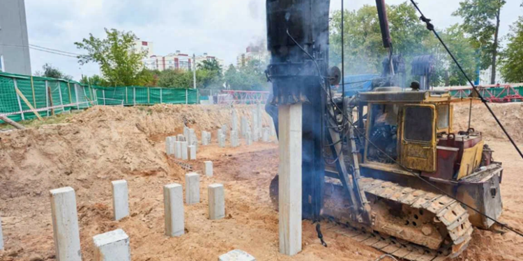 Забивка железобетонных свай