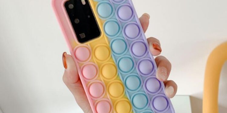 На каких критериях должен основываться выбор чехлов на Samsung: полезные советы