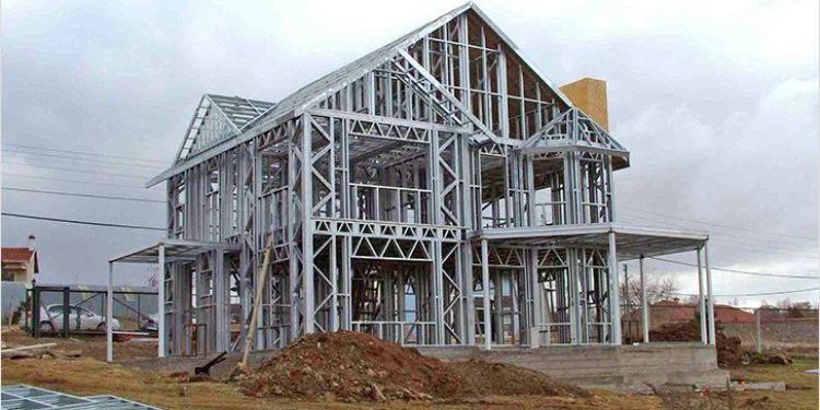 Технология строительства домов из профильной трубы: каких правил необходимо придерживаться
