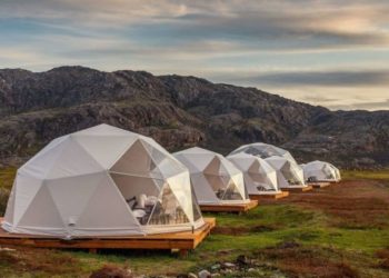 Технология изготовления и последующей установки глэмпингов: каким правилам следовать