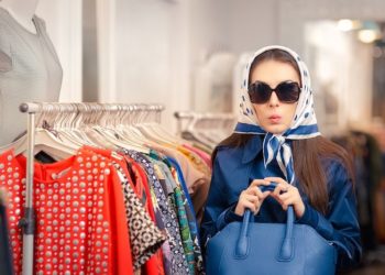 Причины популярности услуги «тайный покупатель»: особенности