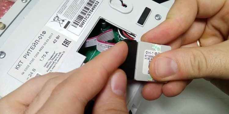 Что представляет собой фискальный накопитель: его особенности