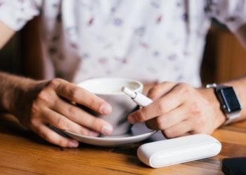 Что входит в состав стика: основные компоненты и их особенности