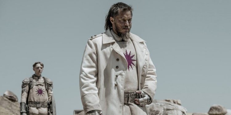 Особенности сериала “Воспитанные волками”: стоит ли его смотреть