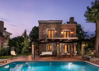 Что нужно, чтобы арендовать виллу в Греции: полезные советы