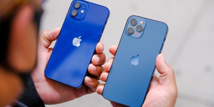 Основные характеристики iPhone 12: чем он отличается от других моделей