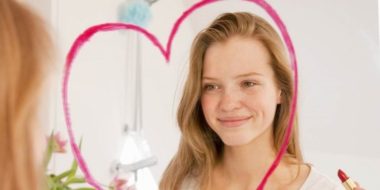 Как полюбить себя: полезные советы по поднятию самооценки