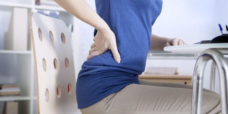 Причины возникновения резких болей в пояснице и способы избавления от них