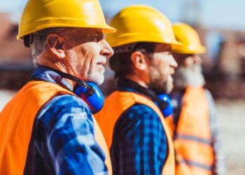 Что такое технический надзор за ремонтом квартир: его особенности