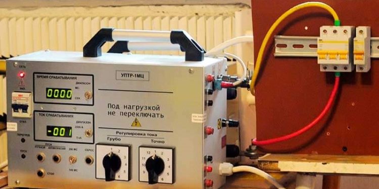 Что представляют собой устройства для проверки автоматических выключателей