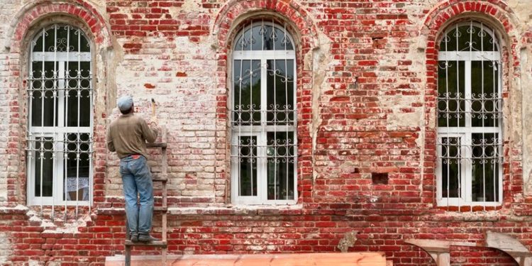 Что нужно, чтобы получить лицензию на реставрацию зданий: полезные советы
