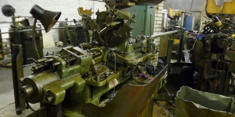 Что представляют собой автоматы продольного течения: их особенности