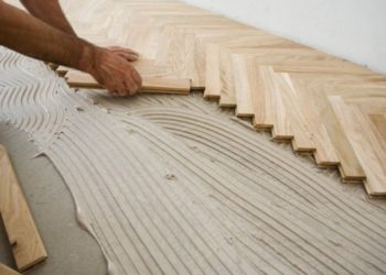 Основные этапы самостоятельной укладки паркетной доски: как сделать ремонт квартиры