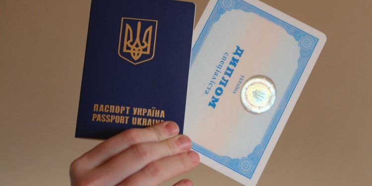 Какая сумма потребуется, чтобы приобрести диплом в Киеве: полезные советы