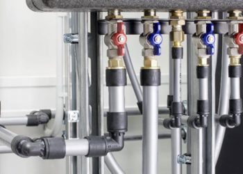 Скільки доведеться заплатити за встановлення сантехніки від компанії Santekhniky