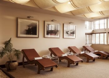 Какие услуги оказывает отельный комплекс “Mirotel Resort & Spa”: его особенности