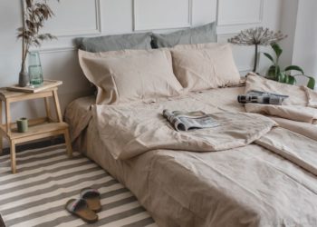 Как правильно ухаживать за постельным бельем из льна: полезные советы