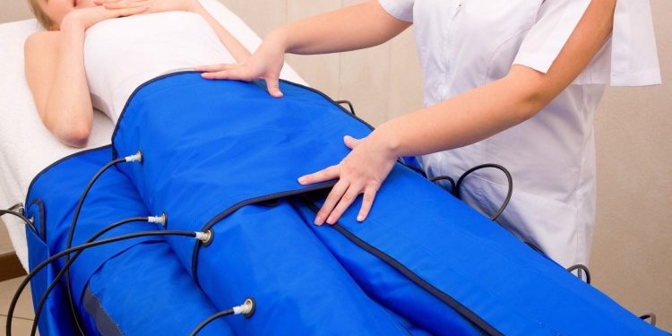 Что представляет собой лимфодренажная прессотерапия: ее особенности