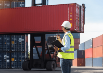 Из каких этапов состоит процесс таможенного оформления груза: его особенности