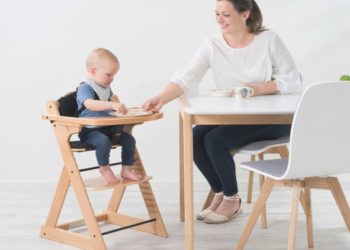 Выбираем детский стул: каким требованиям он должен соответствовать