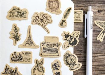 Разновидности наклеек для скрапбукинга и полезные советы по их выбору