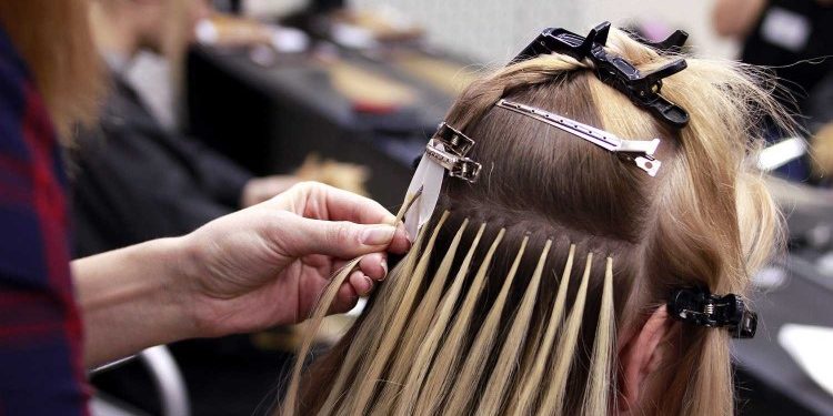 Как осуществляется наращивание волос: основные способы и правила