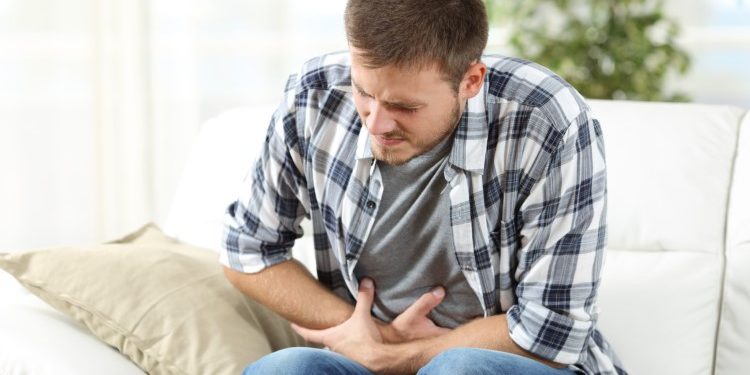 По каким симптомам можно распознать гастрит: полезные советы