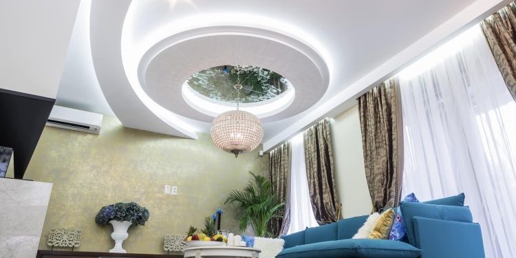 Какими бывают натяжные потолки: основные разновидности и их особенности