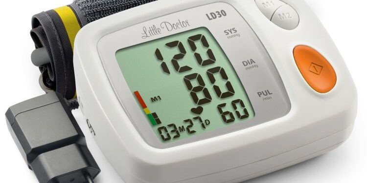 Разновидности тонометров и полезные советы по их выбору