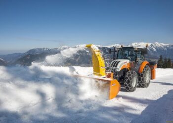 Правила эксплуатации снегоуборочной машины: что нужно знать