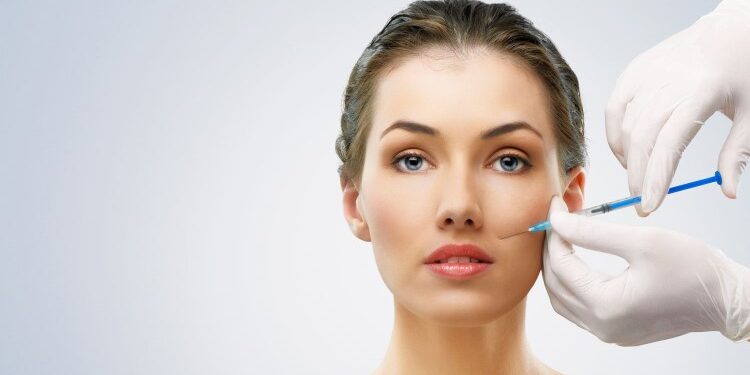 Преимущества использования мезококтейля и коллагеностимуляторов для ухода за кожей