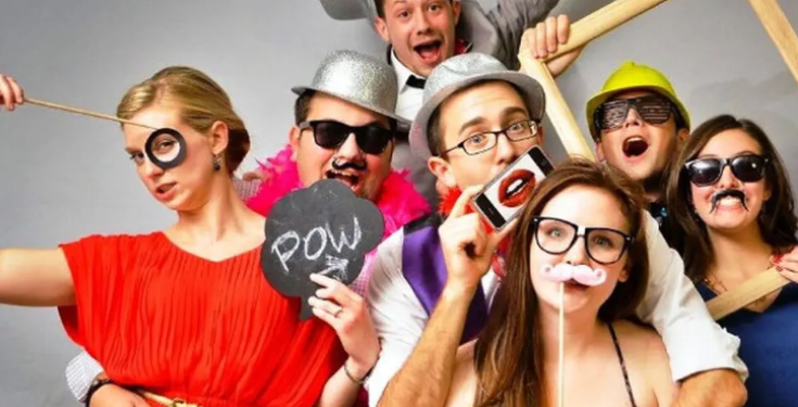 Лучшие аттракционы для новогоднего корпоратива в офисе: как организовать праздник