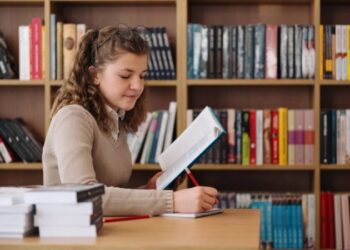 Де можна знайти великий вибір навчальної літератури: корисні поради