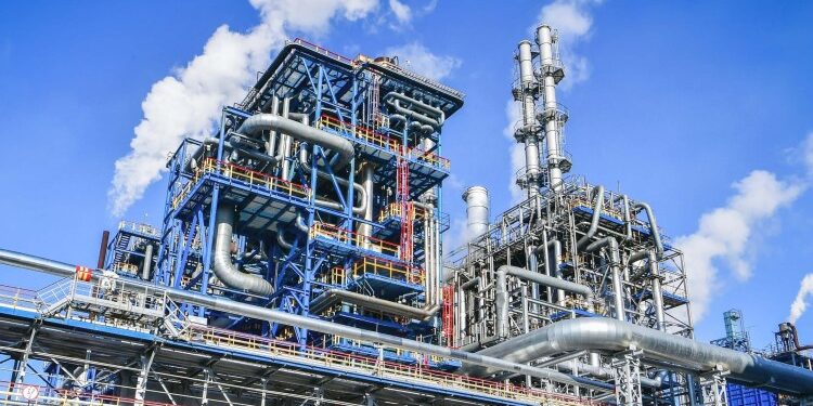 Интересное о работе в компании “Сибур”: какие вакансии открыты сейчас