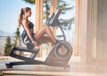 Как выбрать велотренажер для домашних тренировок: полезные советы