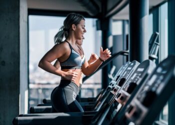 Что представляет собой фитнес: его особенности и главные преимущества