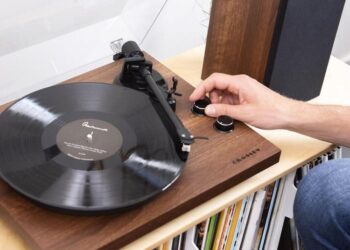 Основні відомості про принципи роботи програвача вінілу: що треба знати