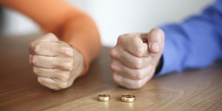 Особенности развода через суд: что представляет собой процесс