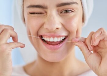 Секреты правильного ухода за зубами и деснами: что нужно знать