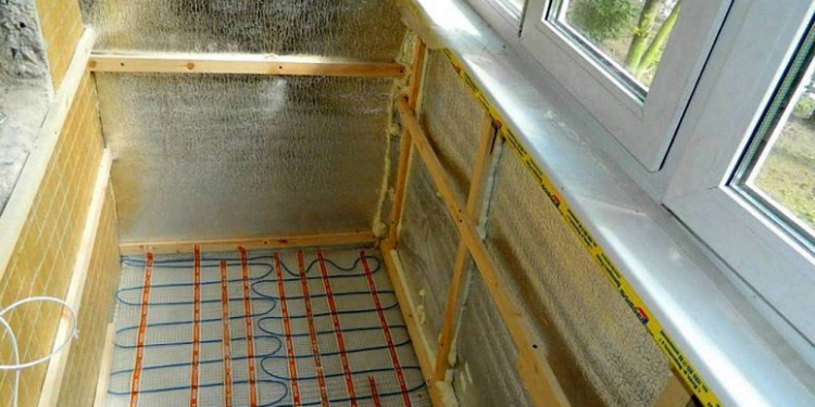 Утепление балкона под ключ в Киеве: способы, правила и некоторые варианты