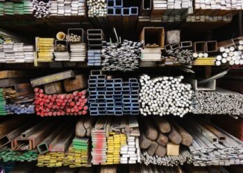 Почему стоит выбрать стройбазу для приобрести строительных материалов