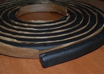 Бентонитовый шнур: гидроизоляция и ее важность