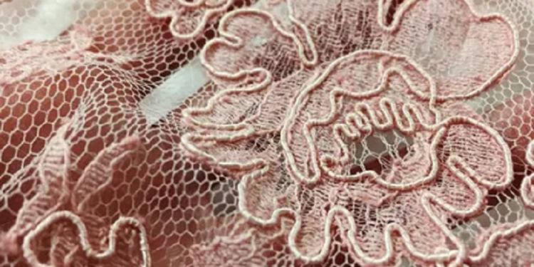 Изысканное сочетание: кордовое кружево с нитью