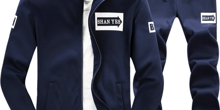 Лучшие спортивные костюмы: почему стоит заказать их на Handy Wear