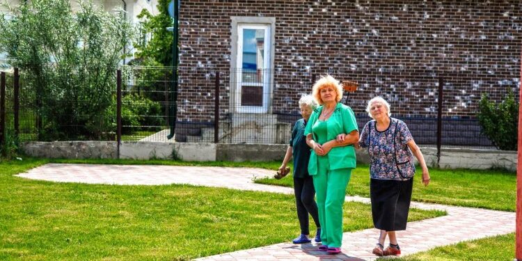 Почему стоит выбрать дом престарелых «Родные сердца»: его преимущества