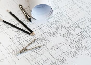 Из каких этапов состоит процесс проведения экспертизы градостроительной документации