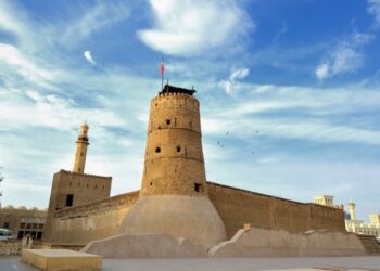 Почему форт Аль-Фахиди считается важнейшим культурным центром в Дубае