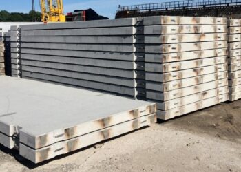 Как осуществляется установка аэродромных плит: правила работы