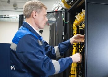 Почему стоит обращаться к ТрастИнфо, если вам необходима телекоммуникационные услуги