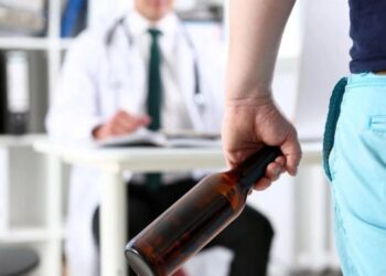 Куда обратиться, если вашим близким необходимо лечение алкоголизма